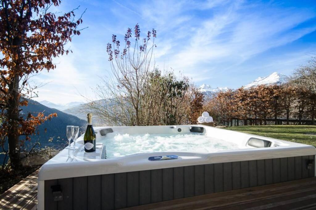 Paisible Chalet Montagne Avec Option Jacuzzi Seez Luaran gambar
